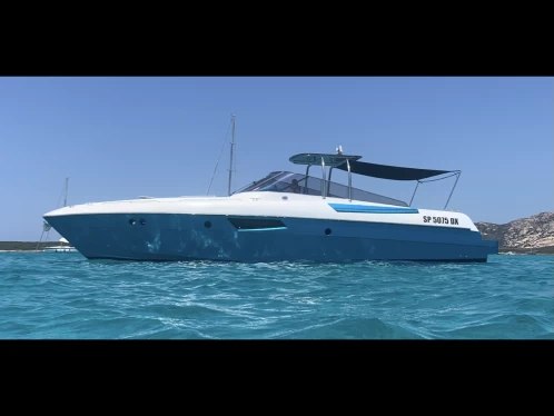 Luxury Yacht rental in Stintino - Luxury Yacht  Ego 43