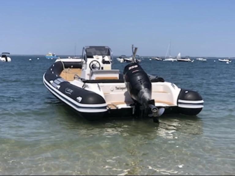 Nautica Led 750GS-XL in Cap Ferret on SamBoat