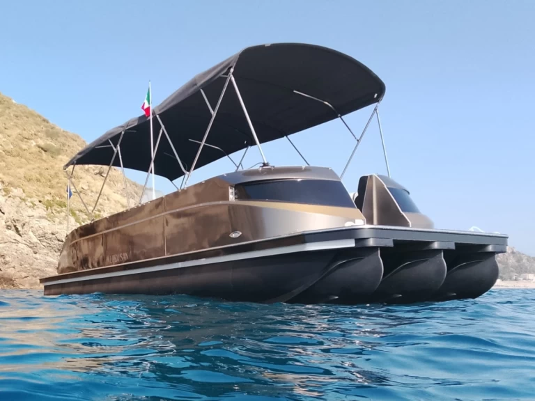 Bareboat Rental Motorboat Swiss-Boat/Italy Boat with a boat licence