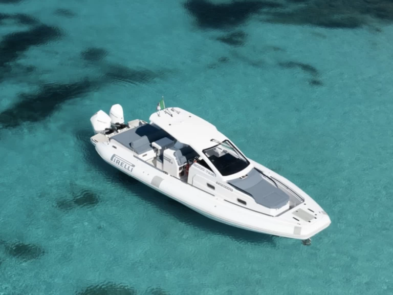 Pirelli Pirelli 35 in Porto Cervo on SamBoat