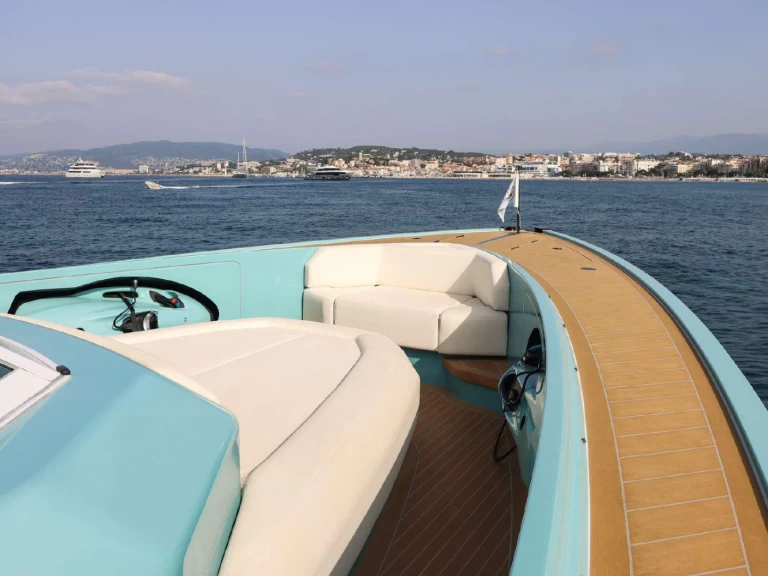 Rent a Wajer 55 S Cannes