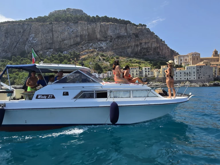 Motorboat rental with or without captain Windy Porto di Cefalù