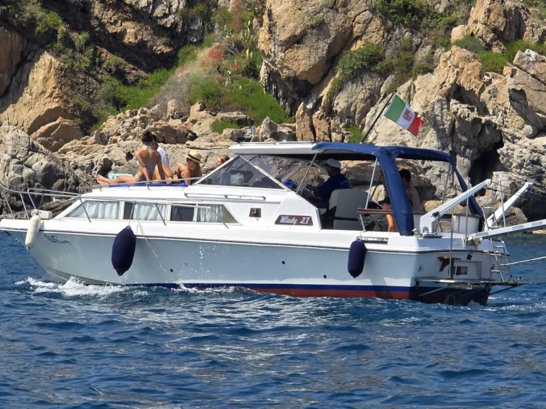 Rent a Windy Windy 27 CC Porto di Cefalù