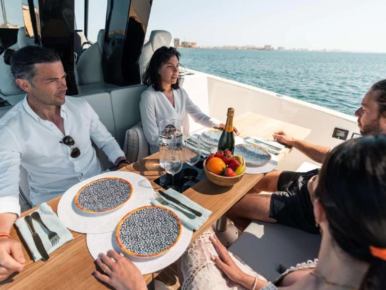 Rent a Tesoro 40 Cannes