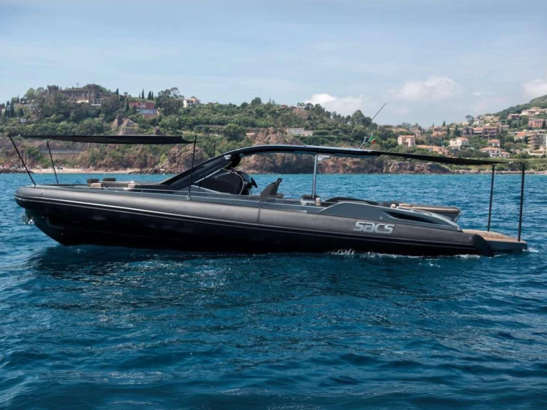 Motorboat rental with or without captain Sacs Cannes