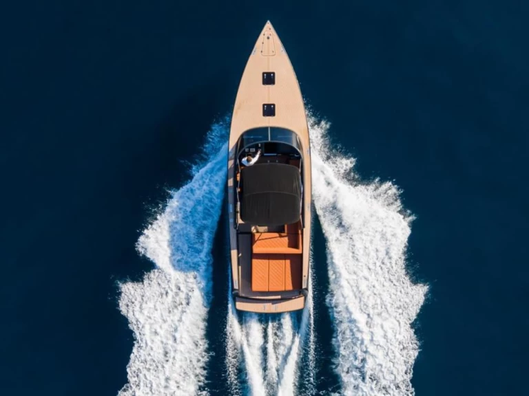 Motorboat rental with or without captain VanDutch Saint-Jean-Cap-Ferrat