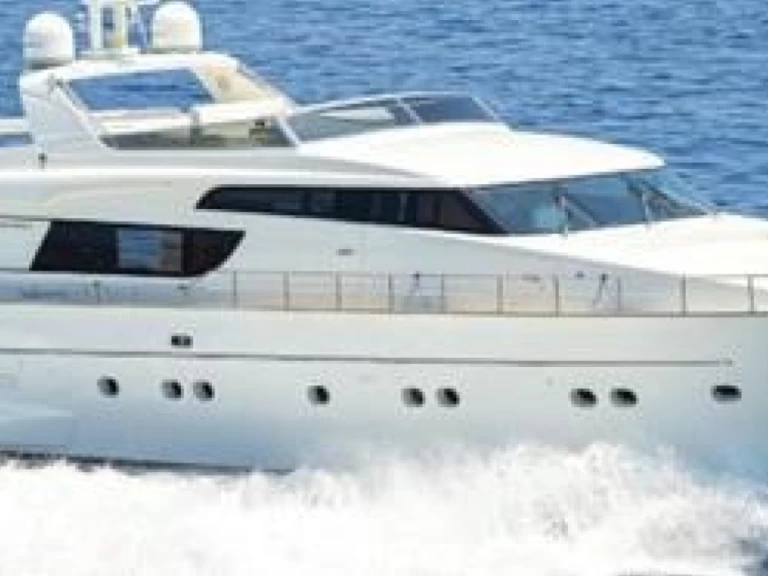 Sun Lorenzo 72 in Golfe-Juan on SamBoat