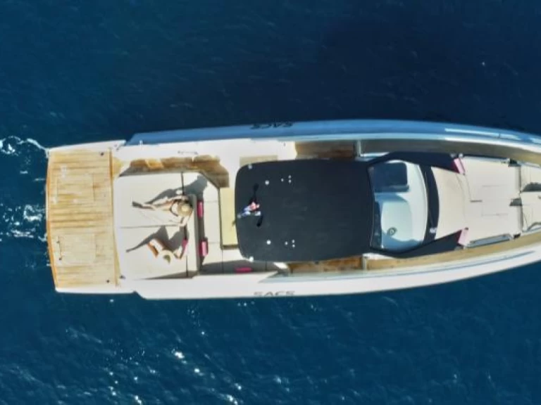 Boat rental Sacs Rebel 40 in Juan-les-Pins on Samboat