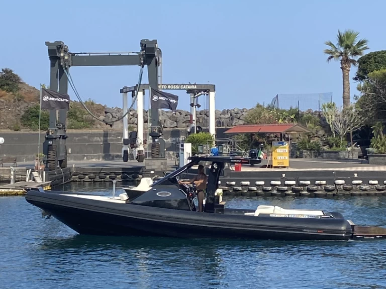 Bareboat Rental RIB Magazzu with a boat licence