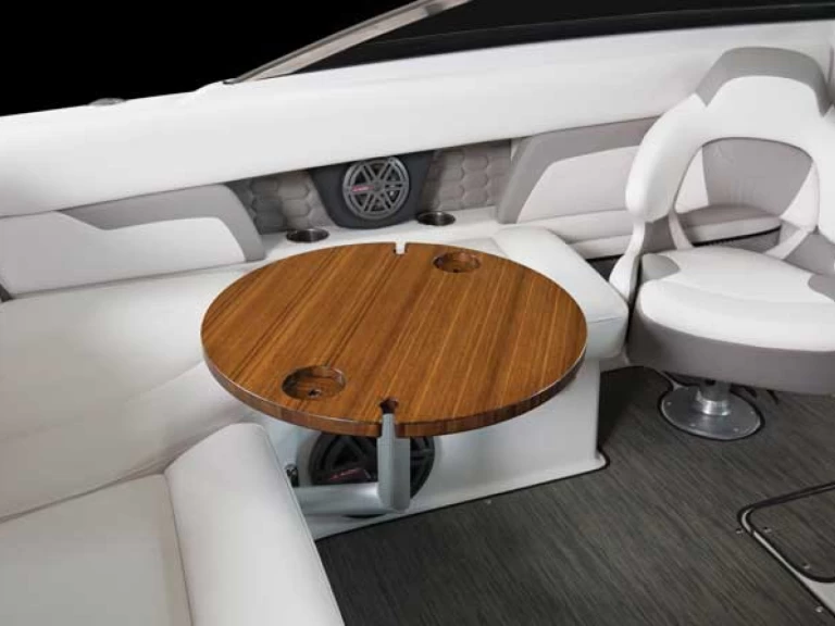 Yacht charter Cannes cheap HD 240 OB