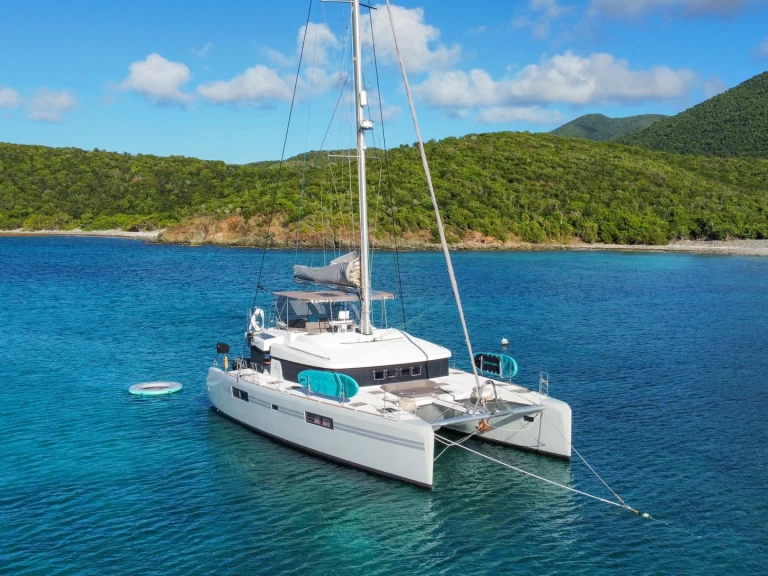 Boat rental Lagoon SHANGRI LA   in British Virgin Islands (BVI) on Samboat