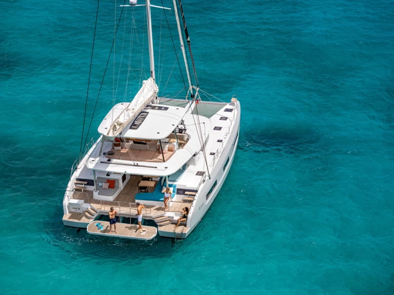 Boat rental Fountaine Pajot Fountaine Pajot New 44 Quatour - 4 cab. in Parham Town on Samboat