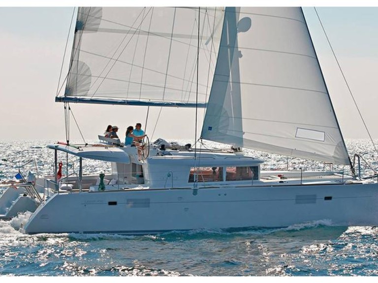 Catamaran rental in Parham Town - Lagoon Lagoon 450