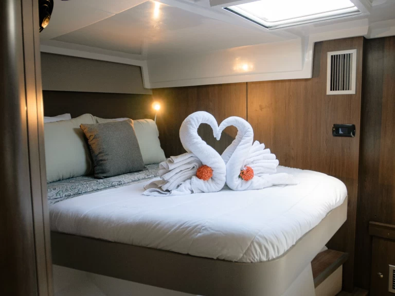 Bali Catamarans Bali Catspace Voile in Parham Town on SamBoat