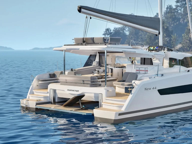 Catamaran rental in Parham Town - Fountaine Pajot Fountaine Pajot New 44 Quatour - 4 cab.