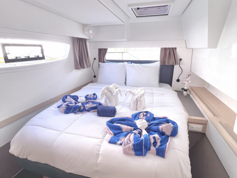 Catamaran rental with or without captain Fountaine Pajot Parham Town