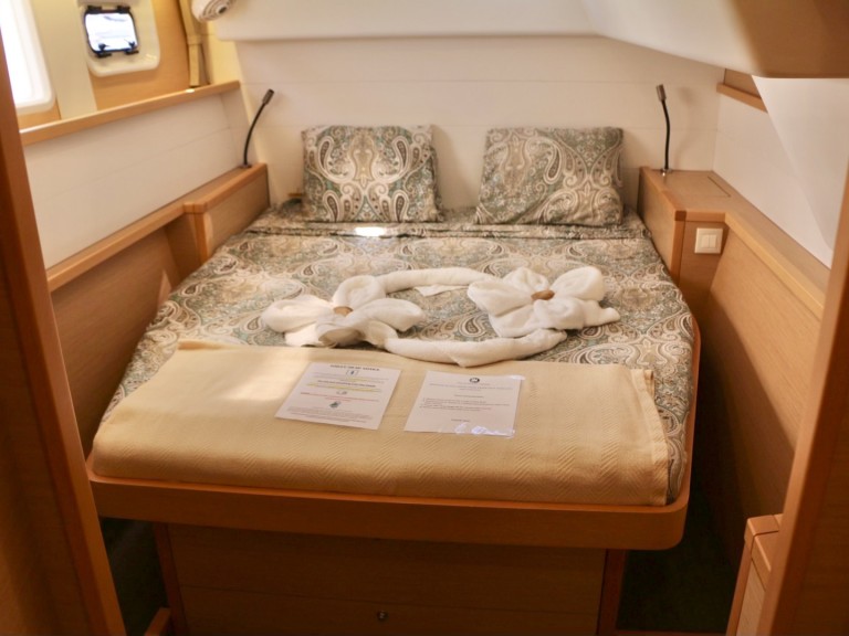 Lagoon Lagoon 450 in Parham Town on SamBoat