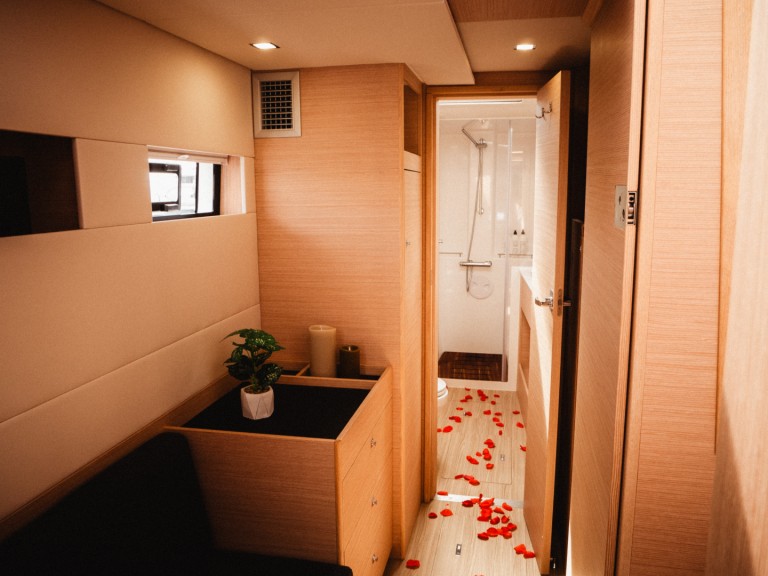 Nautitech Nautitech 40 Open  in Parham Town on SamBoat