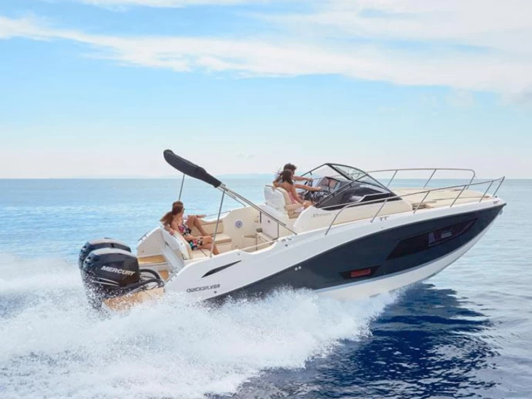 Bareboat Rental Motorboat Quicksilver with a boat licence