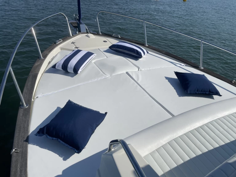 Rhea Rhea in Arcachon on SamBoat