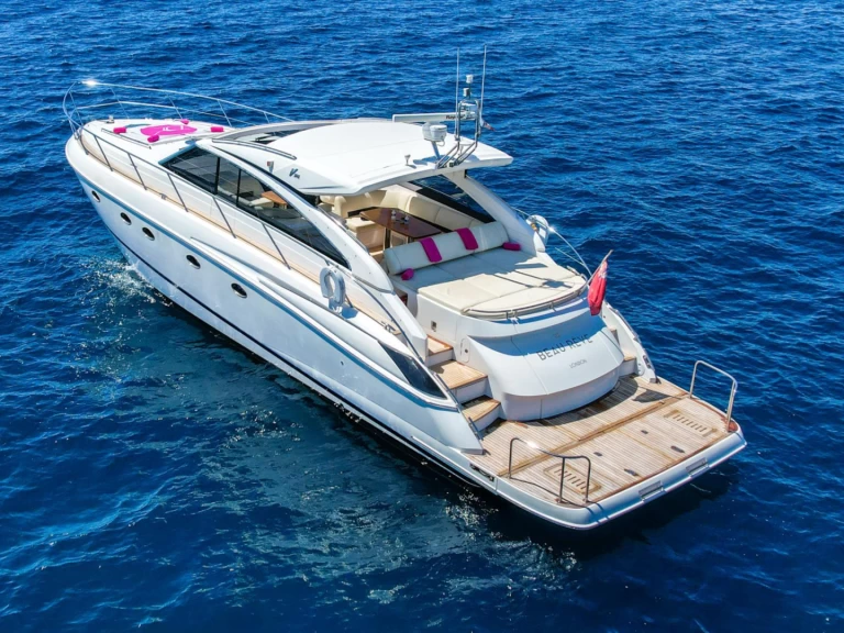 Boat rental Princess Princess V56 in Juan-les-Pins on Samboat