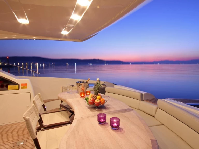 Luxury Yacht for rent Beaulieu-sur-Mer at the best price