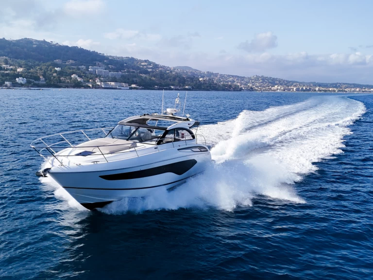 Luxury Yacht rental with or without captain Princess Golfe-Juan