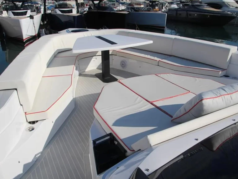 Motorboat rental in Golfe-Juan - OKEAN 55