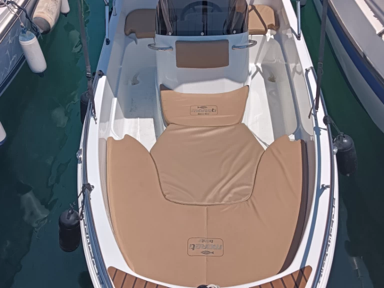 Mareti Open 430 in Altea on SamBoat