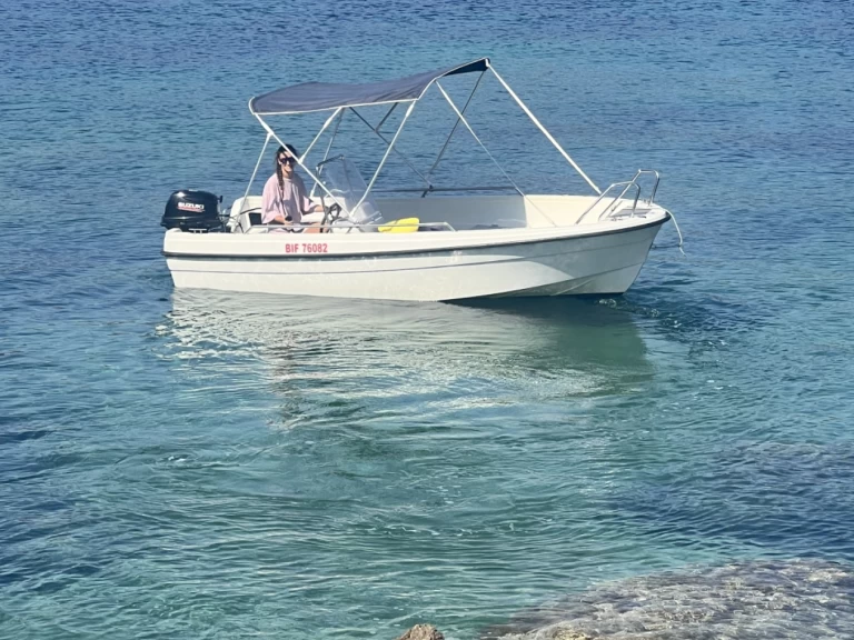 Yacht charter Galéria cheap 445 C