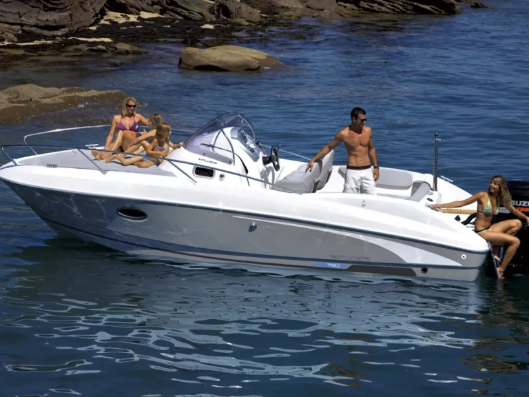 Bénéteau flyer 750 SD in Port La Napoule on SamBoat
