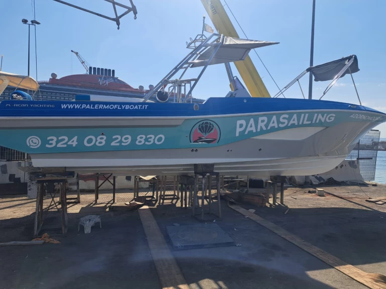 Motorboat for rent Palermo at the best price