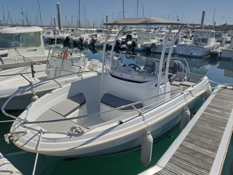 Jeanneau Cap Camarat 5.5 CC Serie 2 charter bareboat or captained in  Saint-Quay-Portrieux