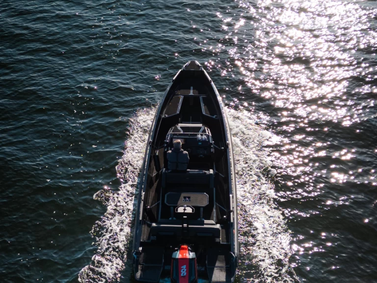 Yacht charter Stockholm cheap 827