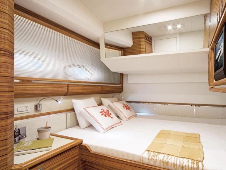 Rent a Itama 55 Juan-les-Pins