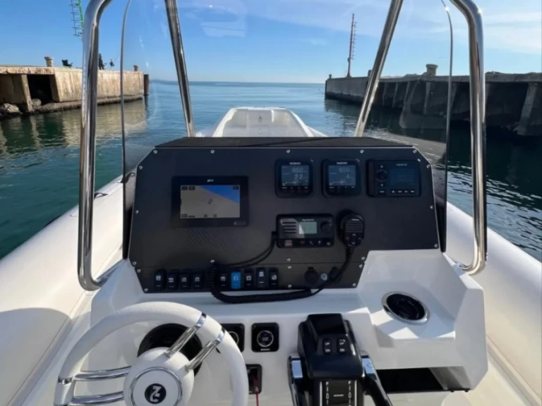 Bareboat Rental RIB Nuova Jolly with a boat licence