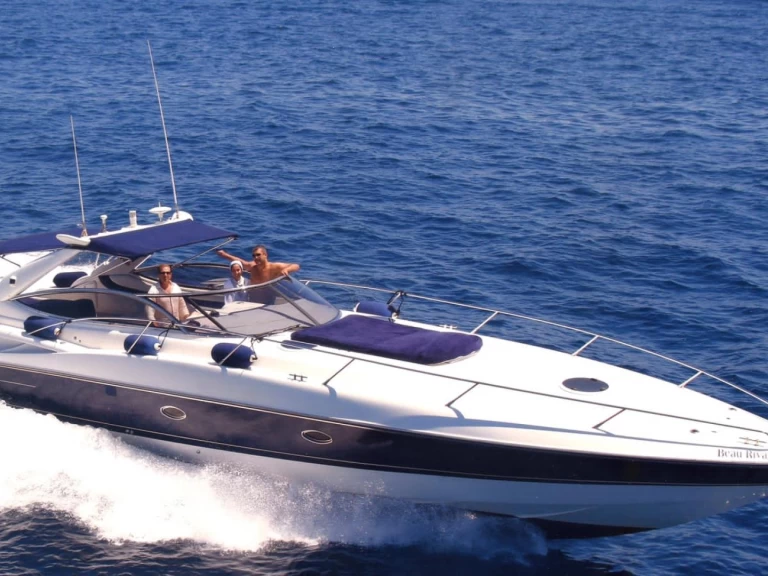 Luxury Yacht for rent Antibes at the best price