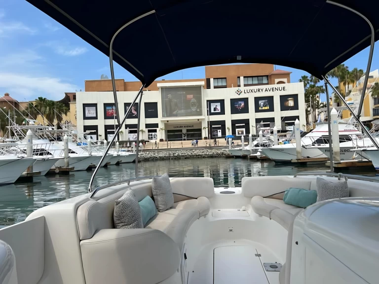Motorboat rental in Cabo San Lucas - Custom Made Custom made