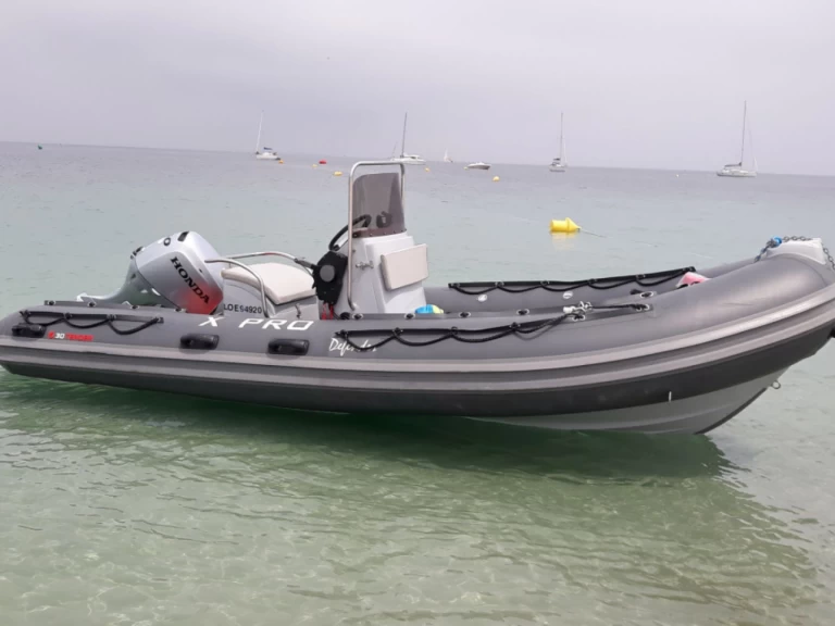 3D Tender X Pro 535 charter bareboat or captained in  Locmiquélic
