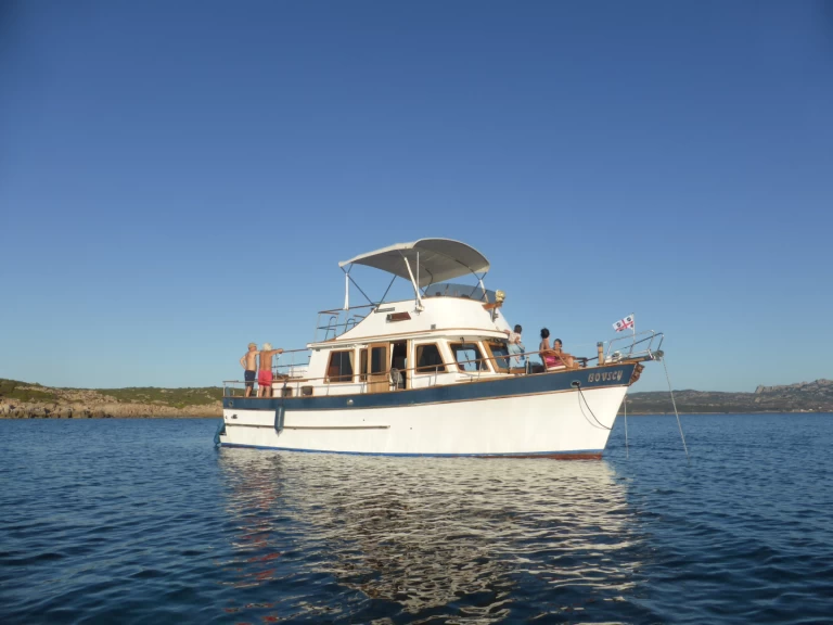 Boat rental eurobanker 38 CLASSIQUE in Figari on Samboat