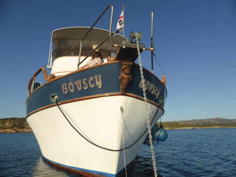 Bareboat Rental Motorboat eurobanker with a boat licence
