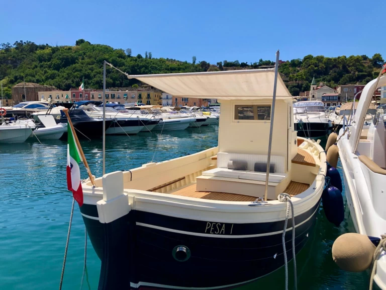 Rent a F.lli Mileo Gozzo Baiae