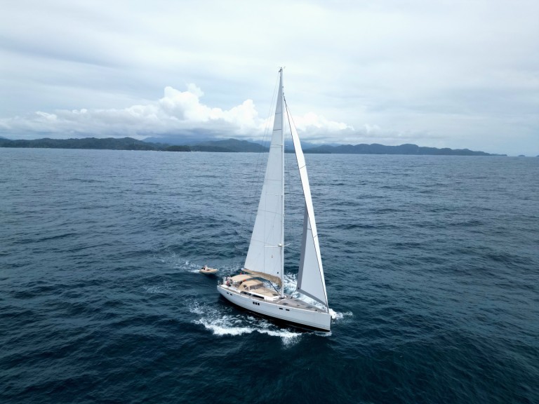 Sailboat rental with or without captain Hanse Puerto Lindo