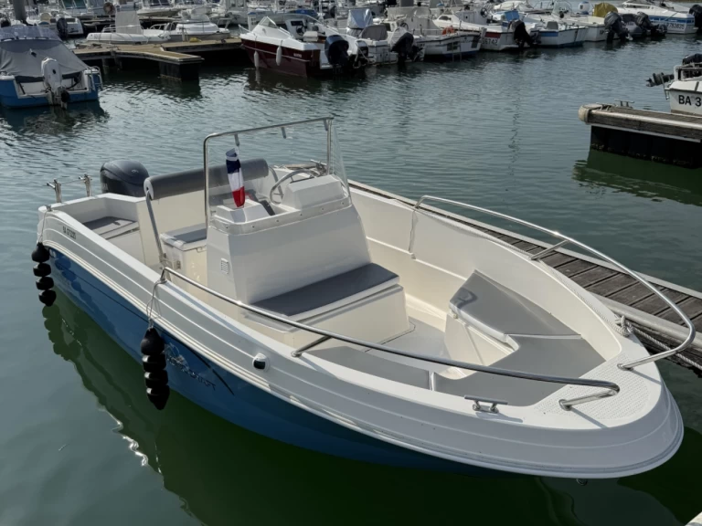 Motorboat rental in Anglet - Pacific Craft Pacific Craft 500 Open