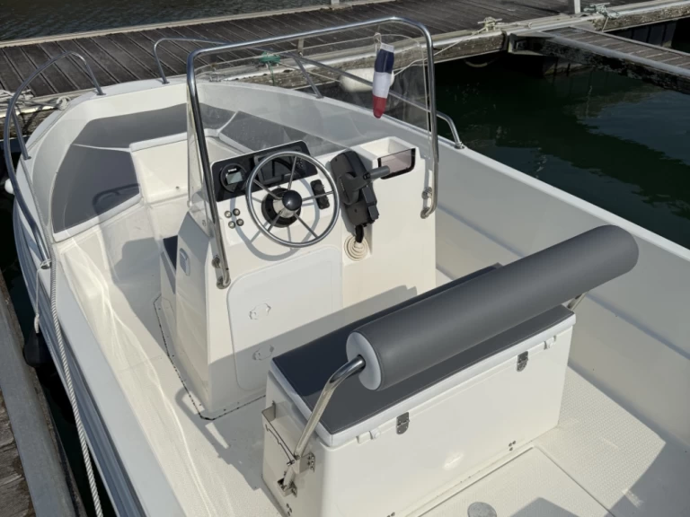 Motorboat rental with or without captain Pacific Craft Anglet