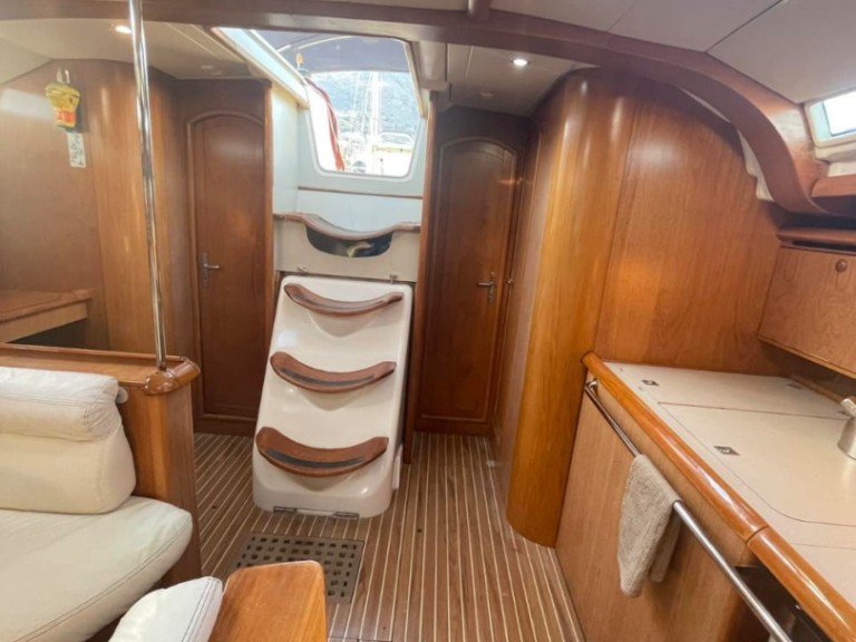 Yacht charter Paros (Island) cheap Sun Odyssey 49