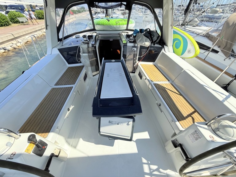 Yacht charter Sukošan cheap Oceanis 41