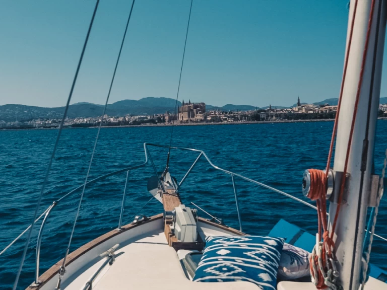 Motorboat for rent Palma de Mallorca at the best price