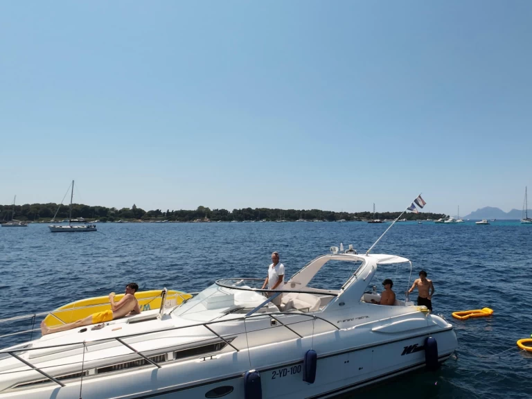 Rent a Windy Grand Mistral 37 Cannes