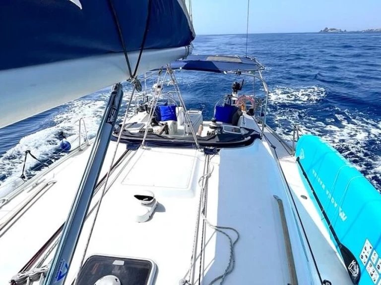 Sailboat for rent Catania at the best price